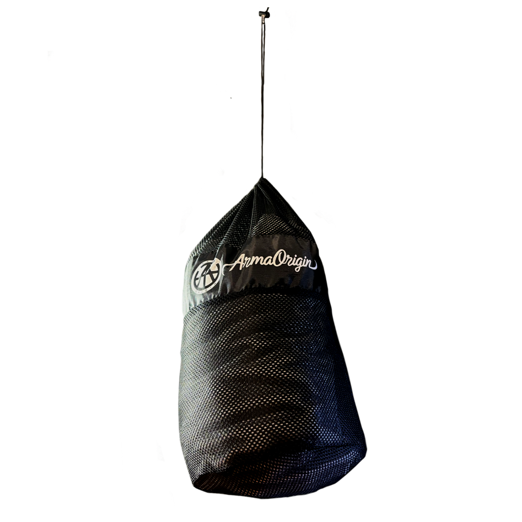 Premium machine washable polyester mesh dry bag to hang dry boxing gloves or to use as a laundry bag for boxing hand wraps